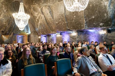 Zdjęcie nr 35 (40)
                                	                             The 5th International Conference on Functional Molecular Materials FUNMAT2023 - Special Session at the 'Wieliczka' Salt Mine (3rd day). Photo by Mateusz Reczyński.
                            